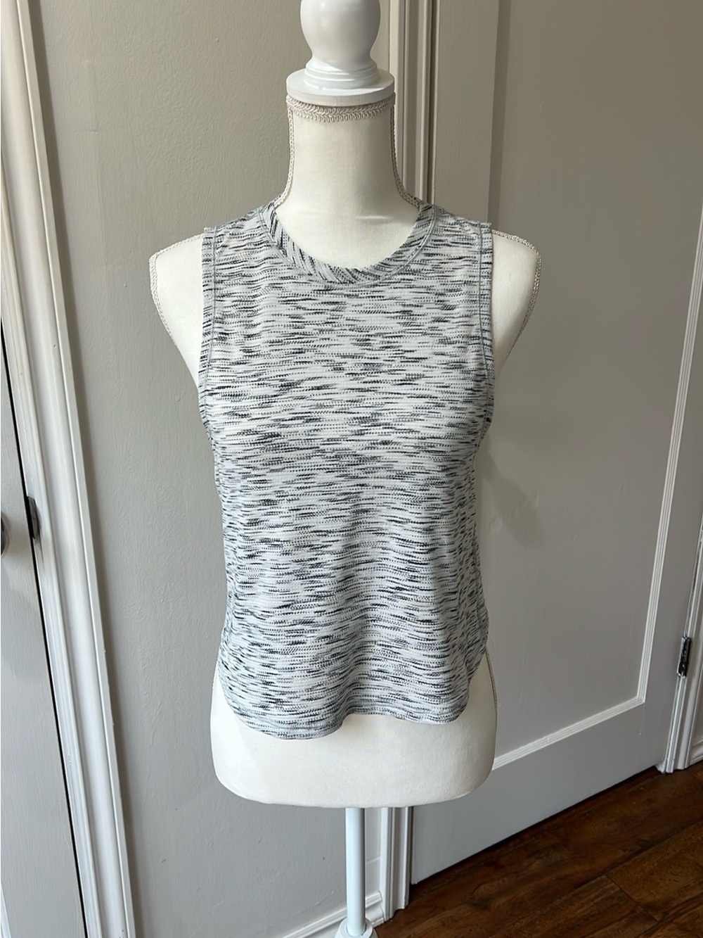 Lululemon Tank Top Size 4